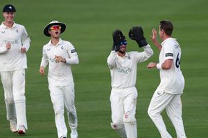 इंग्लैंड की इस क्रिकेट टीम ने तांत्रिक का लिया सहारा, अंक तालिका में रही सबसे नीचे तो उठाया कदम SportsTak Hindi