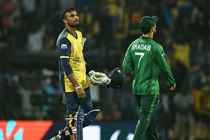 IPL के लिए दासुन शनाका ने छोड़ी पाकिस्तान की PSL, जानें किस टीम का बने हिस्सा? SportsTak Hindi