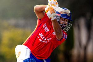 IPL 2026 में क्या लखनऊ सुपर जायंट्स के लिए अपनी बैटिंग पोजिशन में बदलाव करेंगे ऋषभ पंत, सामने आई सच्चाई SportsTak Hindi