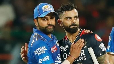 ये हैं IPL के सबसे बड़े सिक्सवीर, कोहली के पास रोहित-गेल के क्लब में जाने का मौका SportsTak Hindi