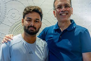 RCB के पूर्व खिलाड़ी का ऋषभ पंत को लेकर चौंकाने वाला बयान, जानें LSG के कप्तान को लेकर क्या कहा SportsTak Hindi