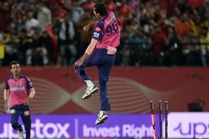 IPL 2026: हर्षित राणा के रिप्लेसमेंट का ऐलान, दो साल से एक भी IPL मैच नहीं खेलने वाले गेंदबाज को KKR ने किया साइन SportsTak Hindi