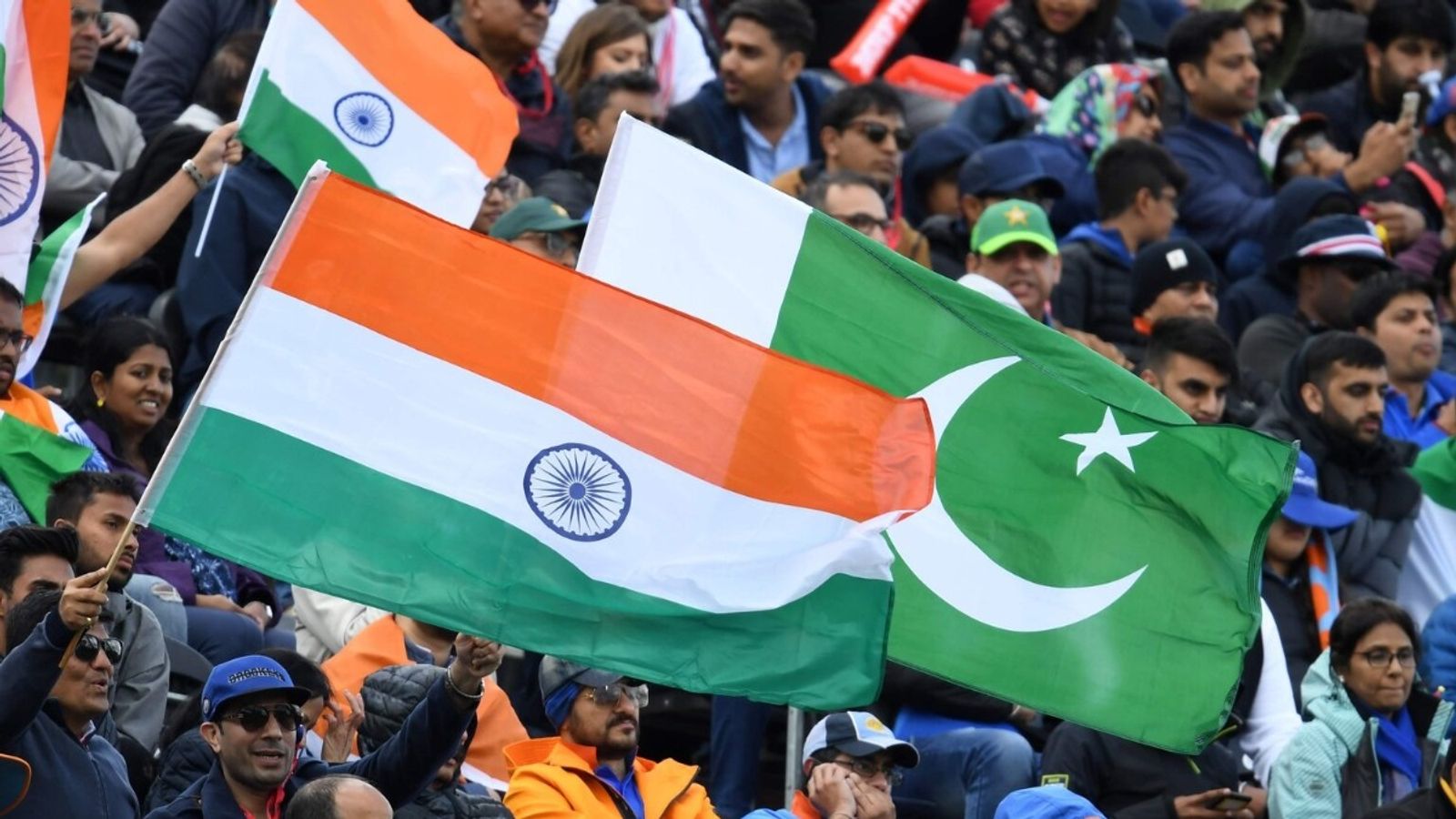 भारत की पहले ही मैच में पाकिस्तान से टक्कर,SAFF चैंपियनशिप में दोनों के बीच करो या मरो वाला मुकाबला SAFF U-20 चैंपियनशिप में भारत के सामने पाकिस्तान की पहली चुनौती. (PC: Getty)