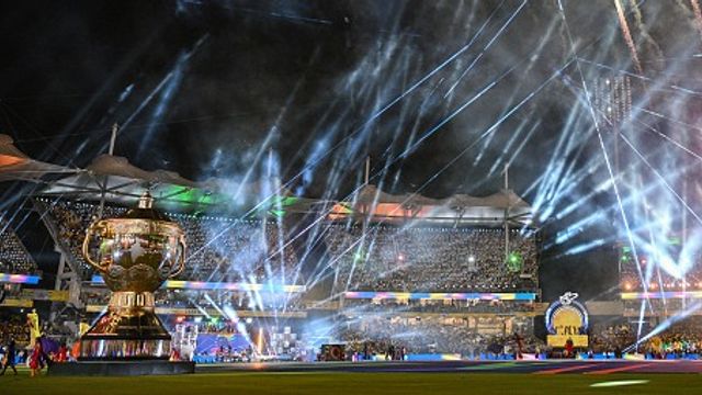 BCCI ने कैंसिल की IPL 2026 की ओपनिंग सेरेमनी, RCB vs SRH मैच से पहले इस वजह से लिया बड़ा फैसला आईपीएल 2026 का आगाज 28 मार्च को होगा. (PC: Getty)