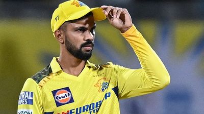 IPL 2026 में CSK के लिए कौन करेगा ओपनिंग? कप्तान ऋतुराज गायकवाड़ ने किया खुलासा SportsTak Hindi