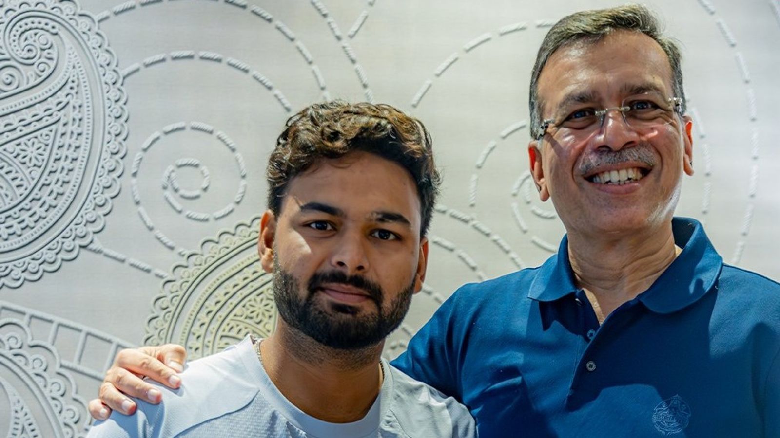 IPL 2026 सीजन से पहले LSG के मालिक संजीव गोयनका ने ऋषभ पंत को भेजा स्पेशल मैसेज, बताया टारगेट ऋषभ पंत के साथ संजीव गोयनका (photo: lsg)