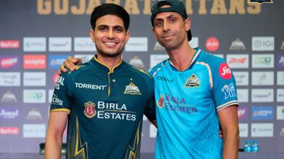 IPL 2026: शुभमन गिल की कप्तानी में क्या कमाल कर पाएगी गुजरात टाइटंस, यहां जानें टीम का पूरा शेड्यूल SportsTak Hindi