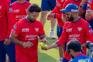 IPL 2026: क्या ऋषभ पंत LSG को प्लेऑफ्स से आगे ले जा पाएंगे, यहां जानें टीम का पूरा शेड्यूल SportsTak Hindi