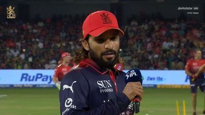 IPL 2026, RCB vs SRH : RCB की टीम से दो नए खिलाड़ियों का डेब्यू, जानें दोनों टीमों की Playing XI RAJAT PATIDAR OF RCB