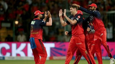 ट्रेविस हेड का 'काल' हैं जैकब डफी, 19 गेंद में जानिए कितनी बार किया ढेर? होश उड़ा देगा ये आंकड़ा Royal Challengers Bengaluru's Jacob Duffy