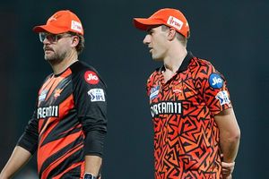 पैट कमिंस और ब्रायडन कार्स की कब होगी SRH में वापसी? हेड कोच विटोरी ने दी बड़ी अपडेट SportsTak Hindi