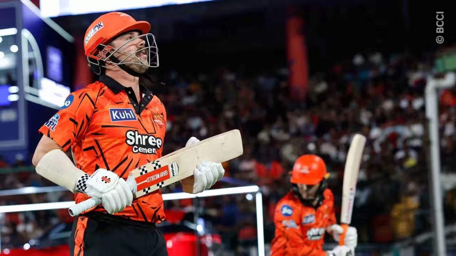 'अभिषेक-हेड कुछ ही मैच जिताते हैं', SRH को RCB से पहले मैच में मिली हार तो डेनियल विटोरी ने क्यों कहा ऐसा ? अभिषेक शर्मा और ट्रेविस हेड
