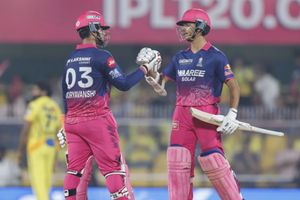 RR vs CSK: सूर्यवंशी और बॉलर्स के आगे चेन्नई सुपर किंग्स का सरेंडर, 127 पर ढेर, राजस्थान रॉयल्स ने 8 विकेट से धोया SportsTak Hindi