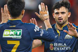 कौन हैं अशोक शर्मा? डेब्यू मैच में 18वां ओवर देख जिसकी तारीफ करते नहीं थक रहे GT के कप्तान शुभमन गिल SportsTak Hindi