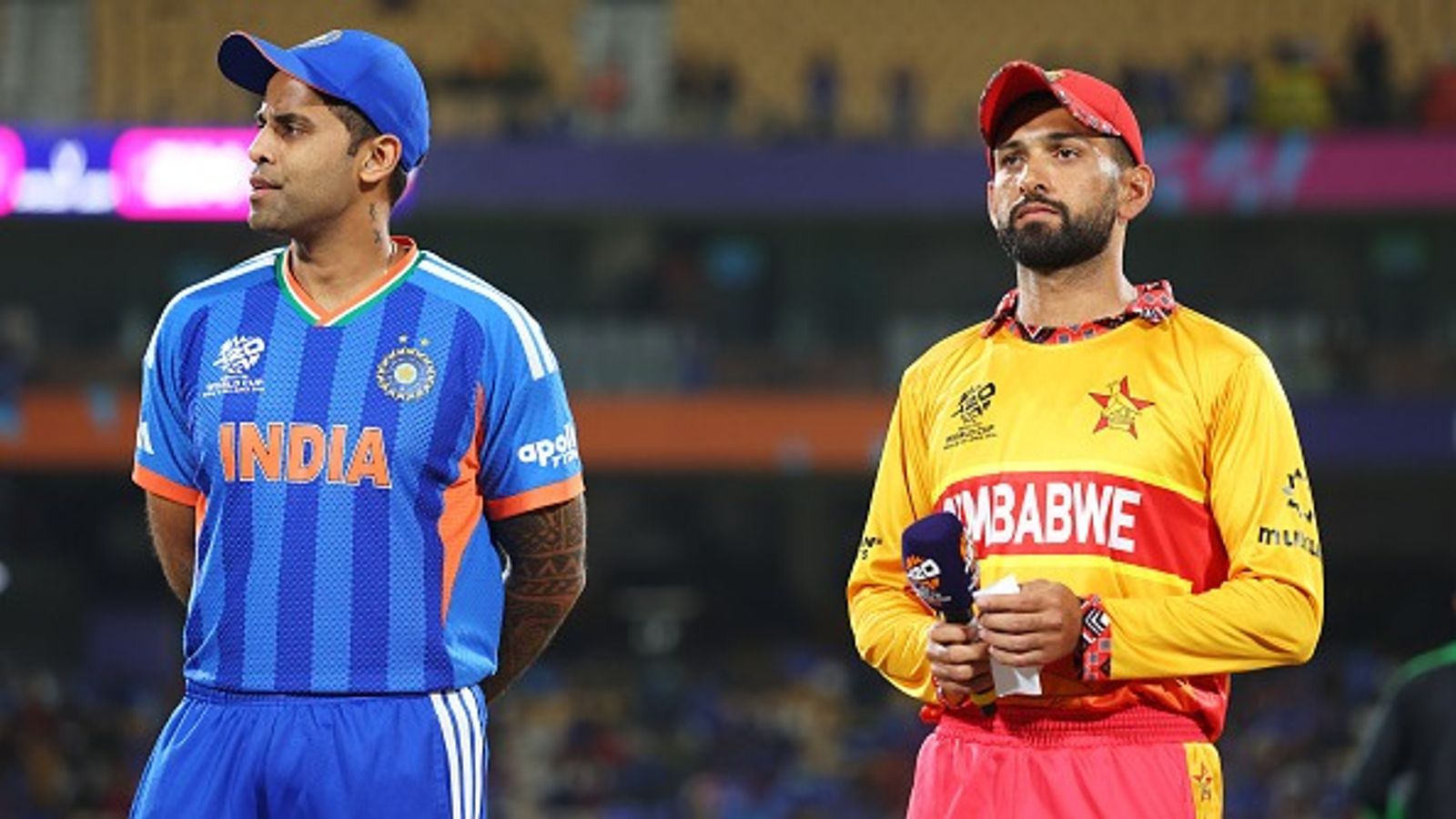 टीम इंडिया टी20 सीरीज के लिए करेगी जिम्बाब्वे का दौरा, BCCI ने किया पूरे शेड्यूल का ऐलान भारत और जिम्बाब्वे के बीच तीन मैचों की टी20 सीरीज. (PC: Getty)