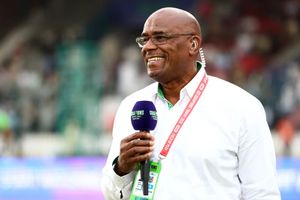 कौन हैं कमेंट्री में कमाल करने वाले इयान बिशप, बॉलिंग से तोड़े थे जबड़े, कांपते थे बल्लेबाज, 30 की उम्र में लेना पड़ा संन्यास SportsTak Hindi