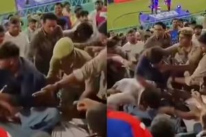 IPL 2026: लखनऊ और दिल्ली का मुकाबला बना 'अखाड़ा', जमकर चले लात- घूंसे, लोगों ने उठा - उठाकर एक दूसरे को पटका, Video SportsTak Hindi