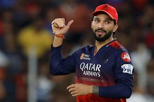 जसप्रीत बुमराह नहीं, रजत पाटीदार ने RCB के इस लेजेंड गेंदबाज को चुना IPL का सबसे बेस्ट, जानें किसे बनाया नंबर 1 कप्तान SportsTak Hindi