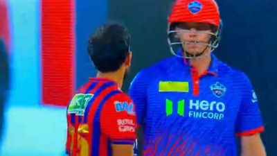 प्रिंस यादव और ट्रिस्टन स्टब्स के बीच हुई बहस, LSG vs DC मुकाबले के दौरान हुई लड़ाई, VIDEO SportsTak Hindi