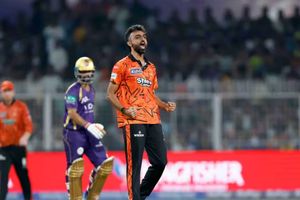 KKR vs SRH : क्लासेन की क्लास और उनादकट के आगे KKR ने टेके घुटने, SRH ने दर्ज की पहली जीत SportsTak Hindi