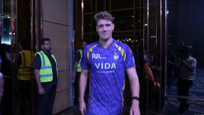 कैमरन ग्रीन को लेकर केकेआर को सुनील गावस्कर ने दी बड़ी सलाह, कहा - वो गेंदबाजी नहीं कर रहे तो... cameron green