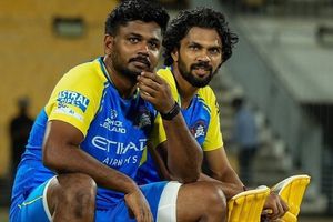 ‘क्या ऋतुराज गायकवाड़ को संजू सैमसन से खतरा महसूस हो रहा है?’, IPL 2026 में CSK की कप्तानी पर सवाल SportsTak Hindi
