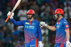 DC vs MI: समीर रिजवी के तूफान के आगे मुंबई इंडियंस की सिट्टी-पिट्टी गुम, दिल्ली ने 6 विकेट से हराया SportsTak Hindi