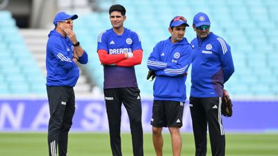 भारतीय टेस्ट टीम के लिए तैयार होंगे नए खिलाड़ी, सूर्यवंशी-म्हात्रे समेत 64 प्लेयर्स की बनेगी 4 टीम, सामने आया BCCI का प्लान SportsTak Hindi