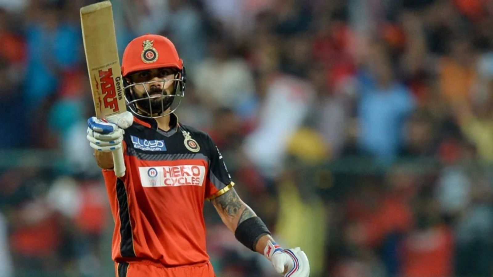 IPL 2026: ये खिलाड़ी लगातार 3 मैच में बने प्लेयर ऑफ दी मैच, एक ने तो इंपेक्ट प्लेयर बनकर किया कमाल विराट कोहली आईपीएल 2016 में लगातार तीन मैच में प्लेयर ऑफ दी मैच बने थे. (Photo: BCCI)