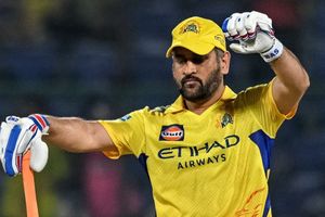 IPL 2026: एमएस धोनी का DC के खिलाफ मैच से पहले फिटनेस टेस्ट, डेवाल्ड ब्रेविस भी CSK में वापसी के करीब! SportsTak Hindi