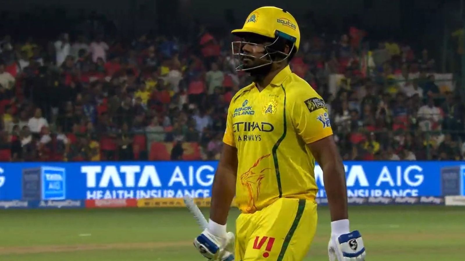 'राजस्थान रॉयल्स के लिए लंबे समय तक खेलने से...', संजू सैमसन के लगातार तीसरे मैच में फ्लॉप होने पर CSK के कोच ने अब क्या कहा? संजू सैमसन आईपीएल 2026 में चेन्नई सुपर किंग्स का हिस्सा है. (PC: X)