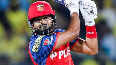 IPL 2026 के रद्द हुए पहले मैच से किसे फायदा और किसे हुआ नुकसान? एक पॉइंट लेकर टॉप पर पहुंची पंजाब किंग्स SportsTak Hindi