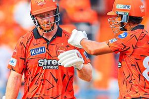 SRH के खिलाड़ी ने एमएस धोनी पर दिया चौंकाने वाला बयान, मुकाबले से ठीक पहले कहा- वो नहीं होंगे तो क्या... SportsTak Hindi