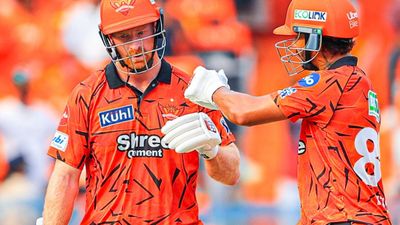 SRH के खिलाड़ी ने एमएस धोनी पर दिया चौंकाने वाला बयान, मुकाबले से ठीक पहले कहा- वो नहीं होंगे तो क्या... SportsTak Hindi