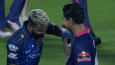 RR vs MI : हार्दिक पंड्या भी 15 साल के वैभव सूर्यवंशी की बैटिंग से हैरान ! हार के बाद बोले - उसने तो हमें... Hardik Pandya praises Vaibhav