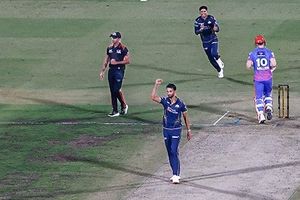 DC vs GT: दो विकेट, एक छक्का- एक चौका, गुजरात टाइटंस की एक रन की जीत में हाईवोल्टेज ड्रामा, जानें आखिरी ओवर में क्या- क्या हुआ? SportsTak Hindi