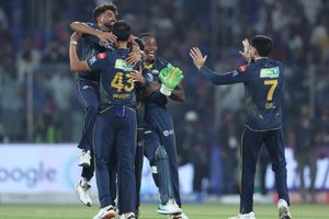 DC vs GT: गुजरात टाइटंस पर टूटी आफत, कप्तान शुभमन गिल को मिली सजा! SportsTak Hindi