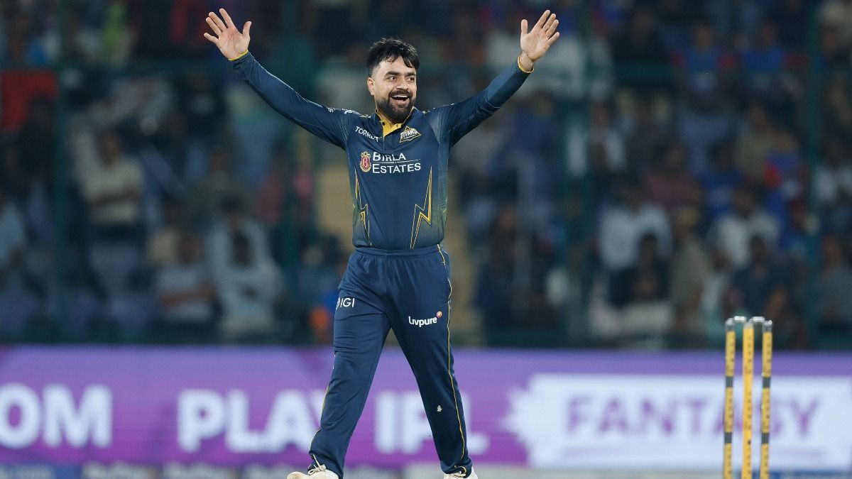 राश‍िद खान दिल्ली कैपिटल्स के ख‍िलाफ प्लेयर ऑफ द मैच रहे. (PC: IPL X)