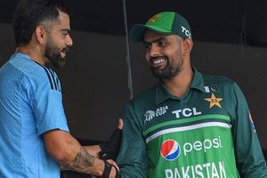 'मैंने बहुत मैच फिनिश किए हैं', विराट कोहली से तुलना पर बौखलाए बाबर आजम, सवाल को बीच में काट निकाली अपनी भड़ास, Video SportsTak Hindi