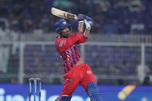 KKR vs LSG : चौधरी ने लूटा बंगाल, आखिरी गेंद पर हारी KKR, लखनऊ ने सांस थामने वाले मुकाबले में दर्ज की जीत SportsTak Hindi