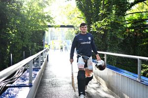 3 साल पहले छोड़ा फर्स्ट क्लास क्रिकेट, अब सब्सटीट्यूट के तौर पर करना पड़ा डेब्यू, तय की 321 KM की दूरी SportsTak Hindi