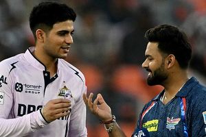 LSG Vs GT का क्या हेड टू हेड रिकॉर्ड, कैसी होगी पिच और प्लेइंग इलेवन में किसे मिल सकता है मौका? यहां जानें सब कुछ SportsTak Hindi