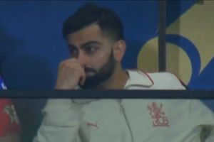 MI vs RCB: विराट कोहली मुंबई के सामने फील्डिंग के लिए क्यों नहीं आए, ये है वजह SportsTak Hindi