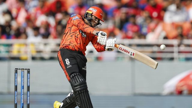 अभिषेक शर्मा फिर से गोल्डन डक का शिकार, शून्य से बनाया घटिया रिकॉर्ड, अब उनके जैसा कोई नहीं अभिषेक शर्मा