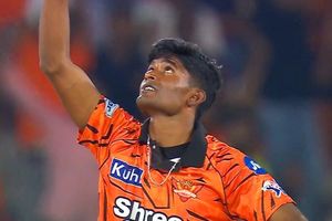 साकिब ने IPL डेब्यू में 4 विकेट लेकर राजस्थान की कैसे तोड़ी कमर? इस शख़्स का लिया नाम SportsTak Hindi