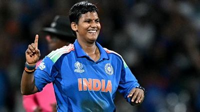 दीप्ति शर्मा बनी दुनिया की बेस्ट क्रिकेटर, गिल समेत ये भारतीय खिलाड़ी Wisden के '5 सर्वश्रेष्ठ क्रिकेटर्स ' में शामिल SportsTak Hindi