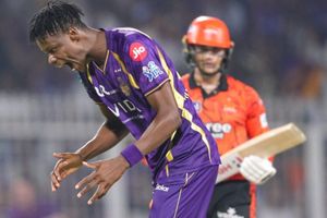 KKR के गेंदबाज मुजरबानी पर PSL ने लगाया दो साल का बैन, पाकिस्तानी फ्रेंचाइज को IPL 2026 के लिए मार दी थी लात SportsTak Hindi