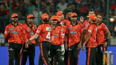 IPL 2026: सनराइजर्स हैदराबाद का एक खिलाड़ी ने लगातार दूसरे सीजन में कराया नुकसान, बिना खेले बाहर, अब इसे लिया Sunrisers Hyderabad players (Getty)