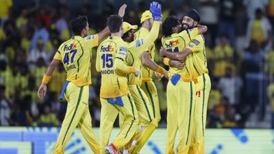 CSK vs KKR: कोलकाता नाइट राइडर्स को 5वें मैच में भी नहीं मिली जीत, चेन्नई सुपर किंग्स 32 रन से विजयी SportsTak Hindi