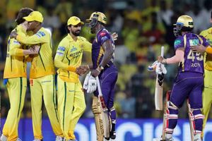 IPL 2026 Points Table: चेन्नई को लगातार दूसरी जीत का फायदा, KKR गर्त में फिसला, जानिए पॉइंट्स टेबल में क्या बदला SportsTak Hindi